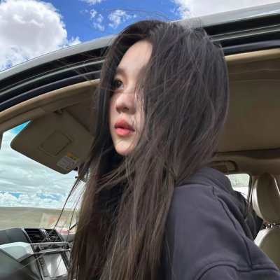 金爪女郎
